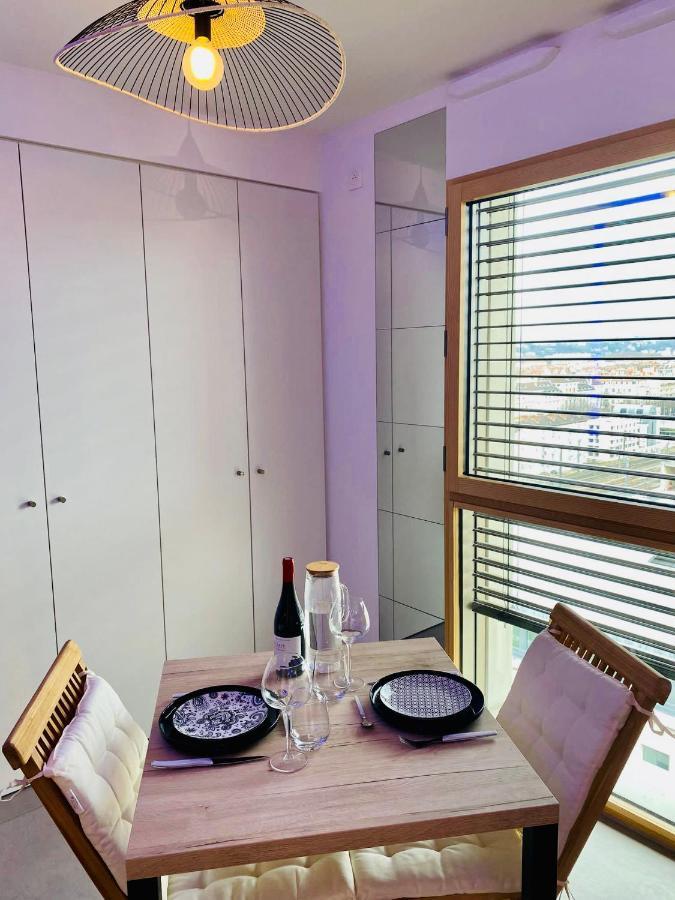 Studio Bel Mod Mont D'Or - Belvedere Moderne Ліон Екстер'єр фото